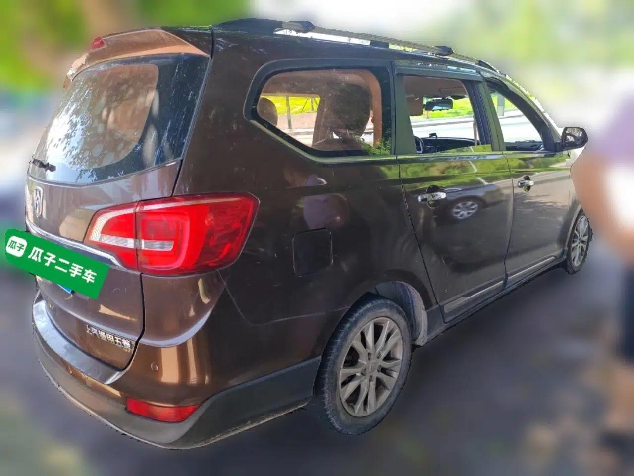 Baojun 730 2016 1.5L Manual Comfort Version 7 Seats China V Emission Standard — миниатюра 6