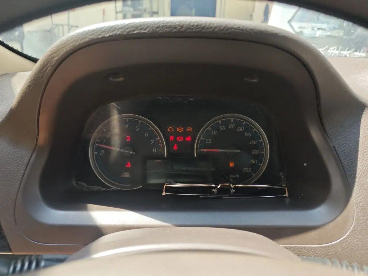 Baojun 730 2014 1.5L manual Comfort version 7 seats — миниатюра 11