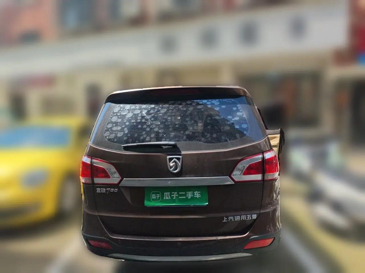 Baojun 730 2014 1.5L manual Comfort version 7 seats — миниатюра 5