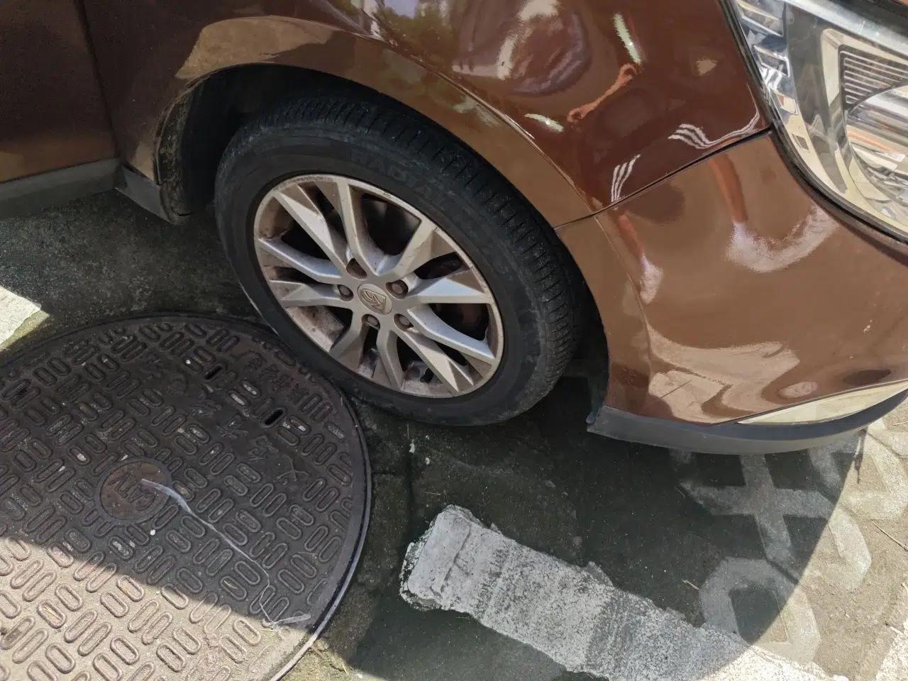 Baojun 730 2014 1.5L manual Comfort version 7 seats — миниатюра 8