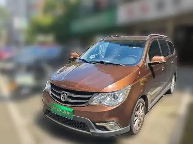 Baojun 730 2014 1.5L manual Comfort version 7 seats