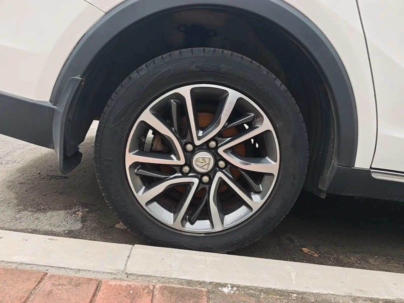 Baojun 730 2017 1.5T DCT Fashion Edition 7-Seater China V Emission Standard — миниатюра 11