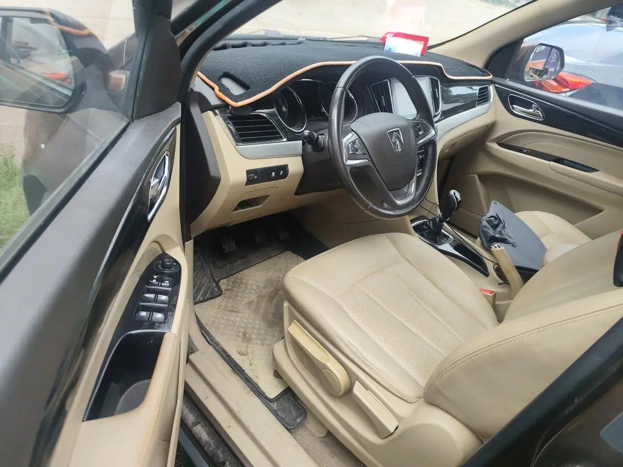 Baojun 730 2016 1.5L Manual Luxury Edition 7 Seats — миниатюра 16