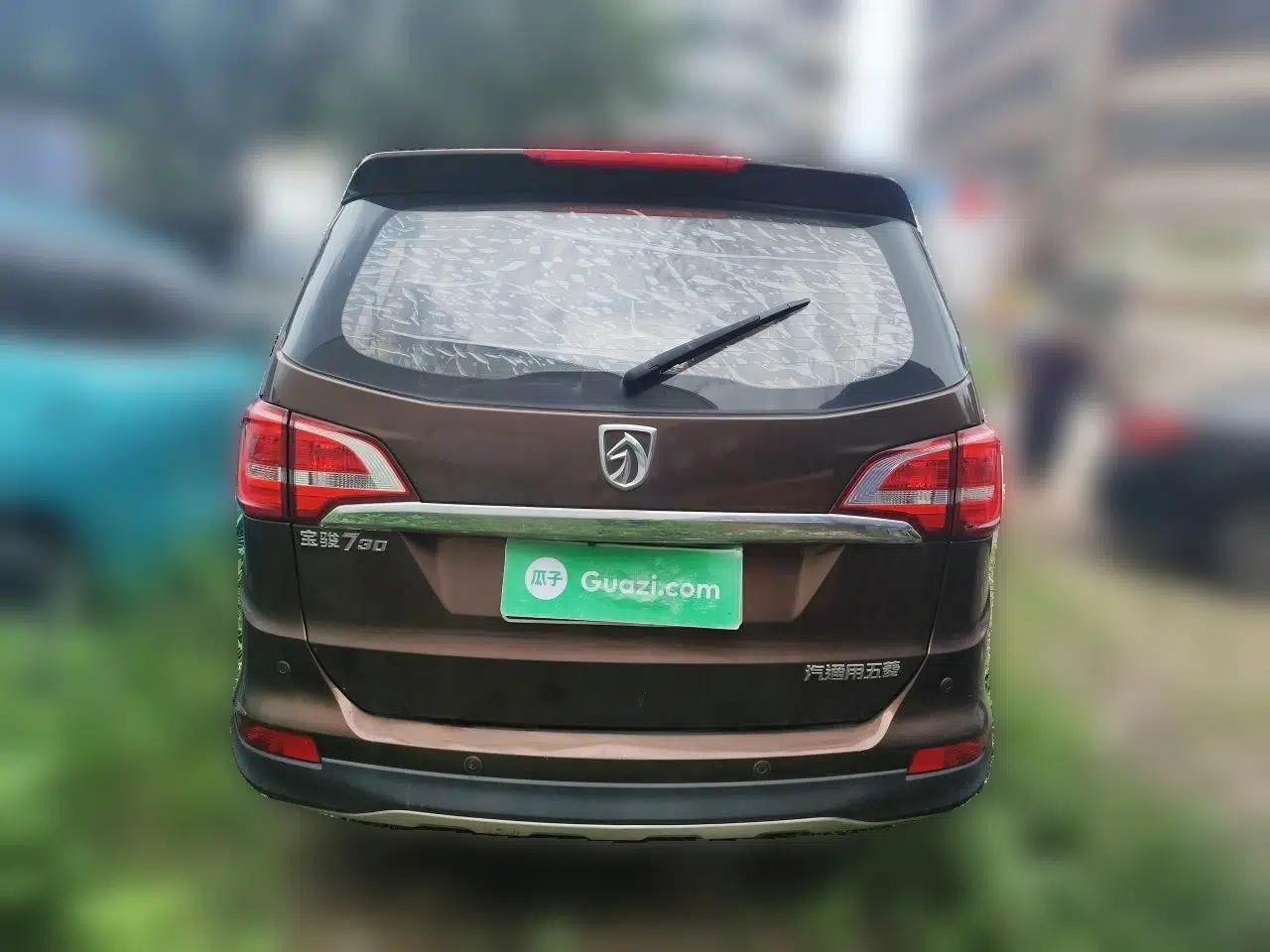 Baojun 730 2016 1.5L Manual Luxury Edition 7 Seats — миниатюра 5