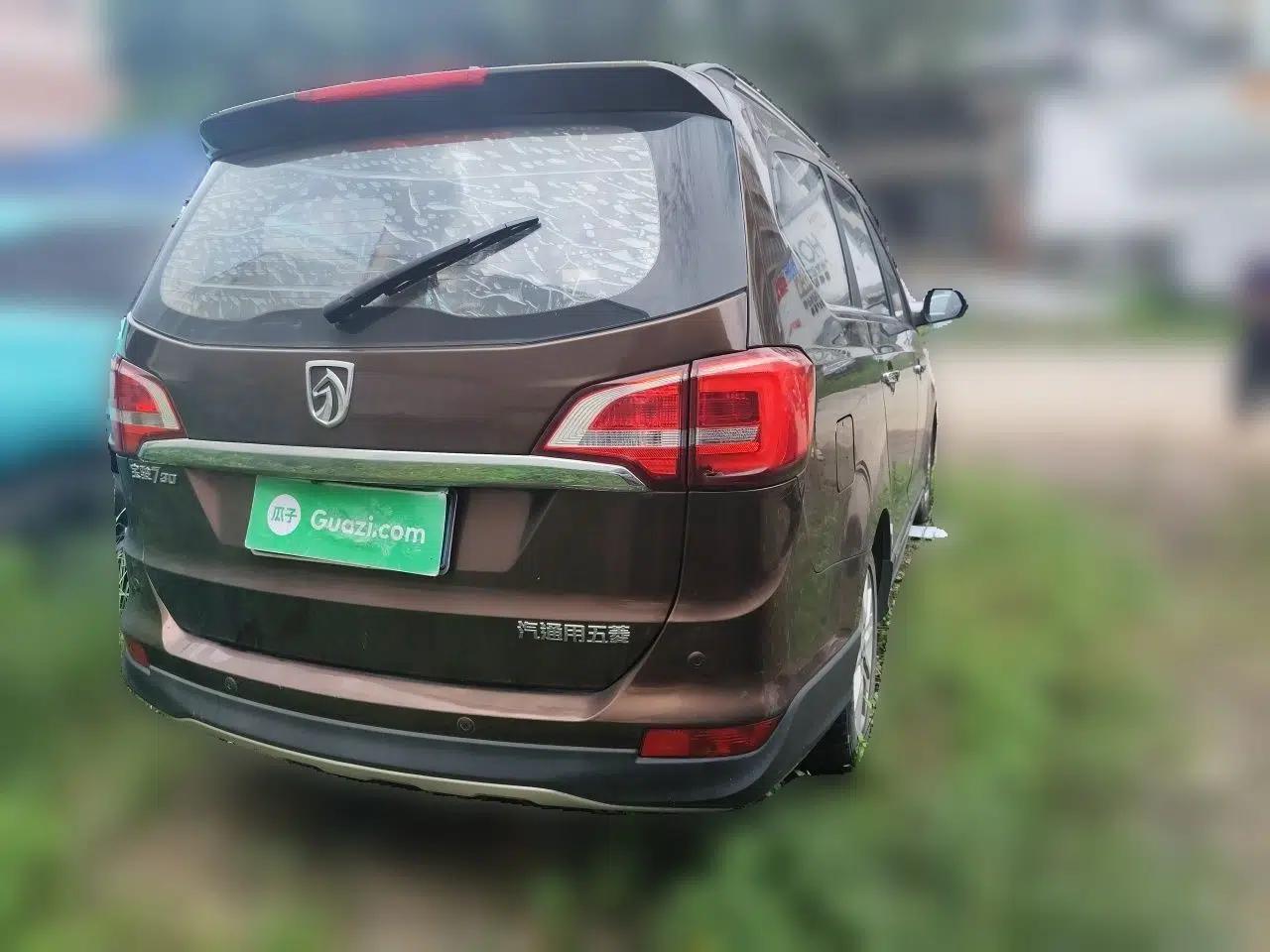 Baojun 730 2016 1.5L Manual Luxury Edition 7 Seats — миниатюра 6