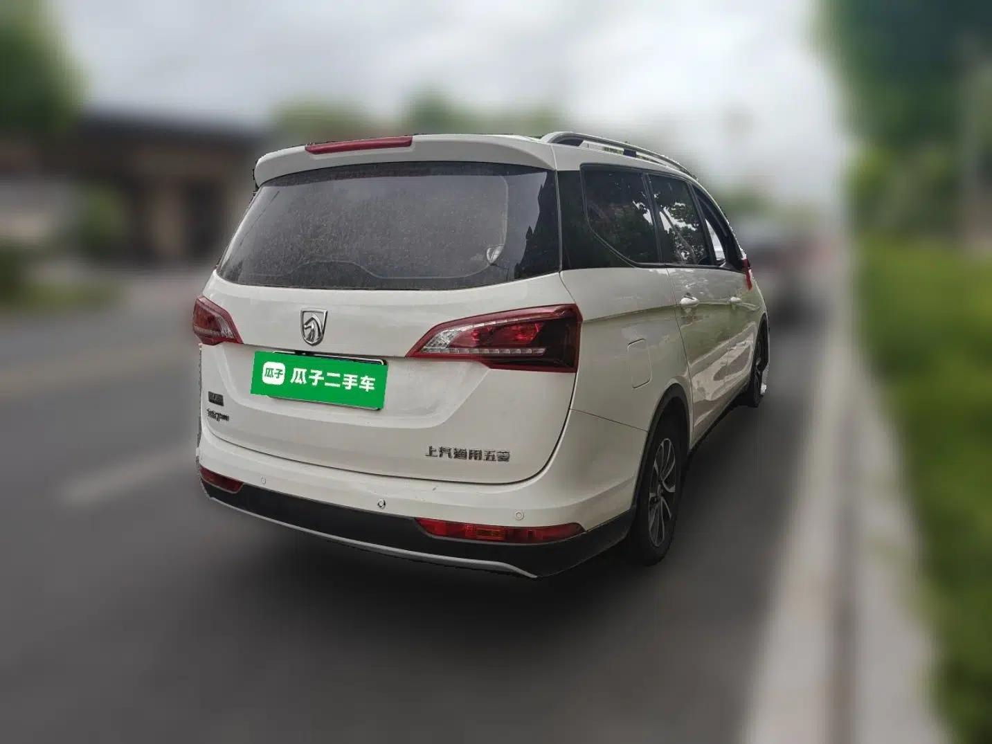 Baojun 730 2019 1.5L Manual Fashion Model 7-seater National V — миниатюра 6