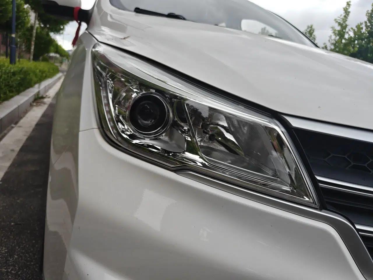 Baojun 730 2019 1.5L Manual Fashion Model 7-seater National V — миниатюра 7