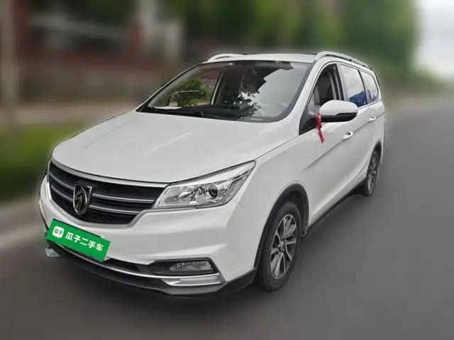 Baojun 730 2019 1.5L Manual Fashion Model 7-seater National V