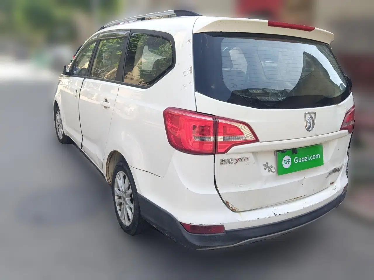Baojun 730 2016 Revised Version 1.5L Manual Standard Model 5 Seats — миниатюра 4