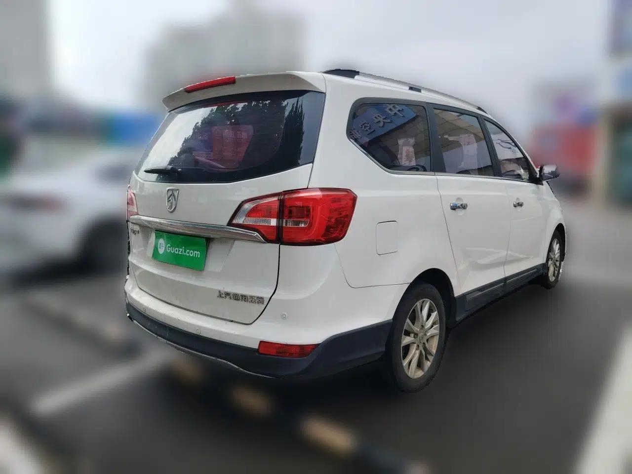 Baojun 730 2016 1.5L Manual Comfort Version 7 Seats China V Emission Standard — миниатюра 6