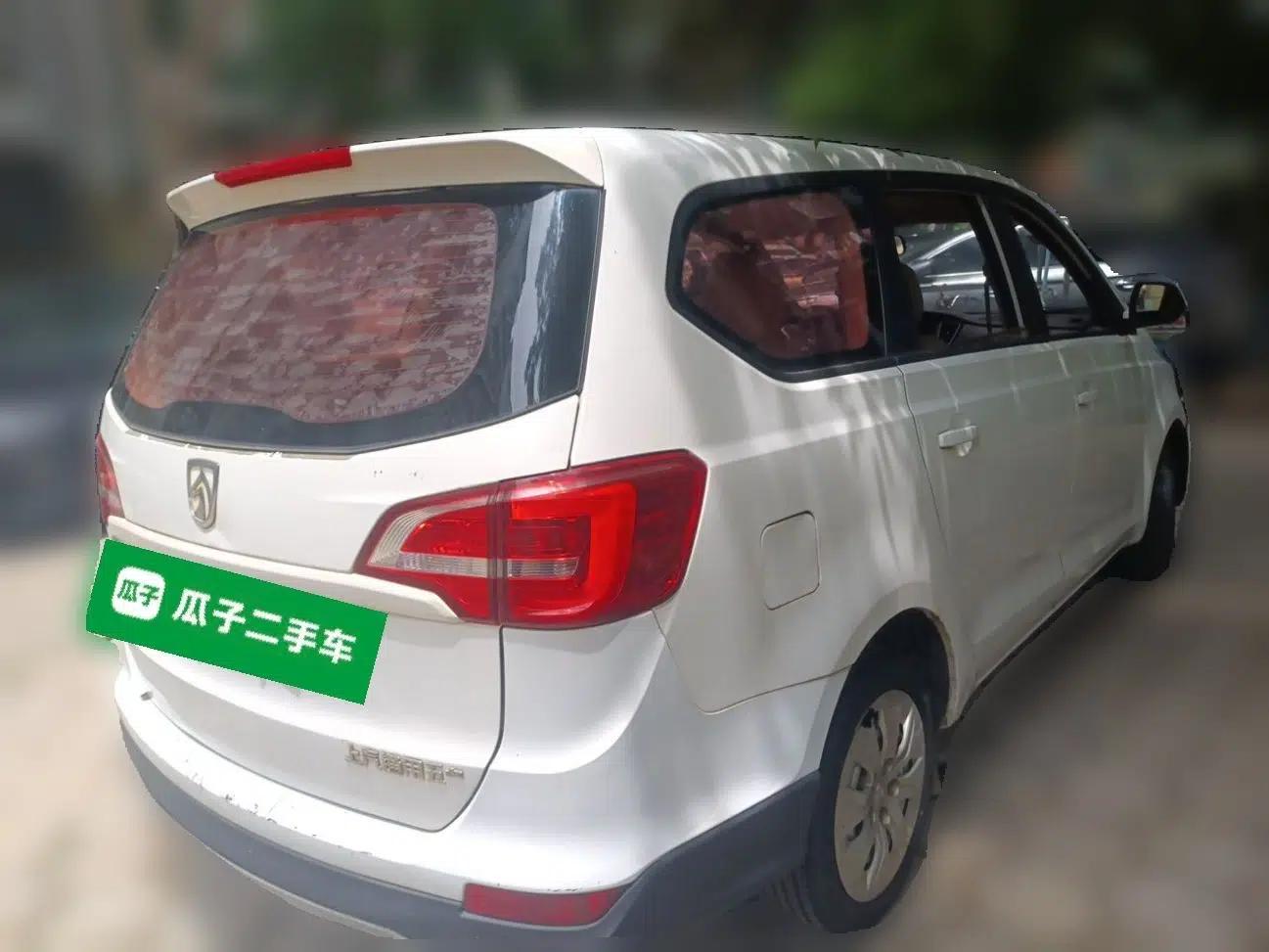 Baojun 730 2016 1.5L Manual Value Edition 7 Seats China V Emission Standard — миниатюра 6