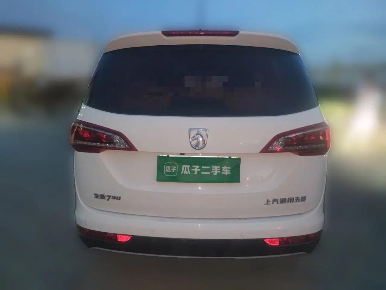 Baojun 730 2021 1.5L Manual Fashion Version 7 Seats — миниатюра 5