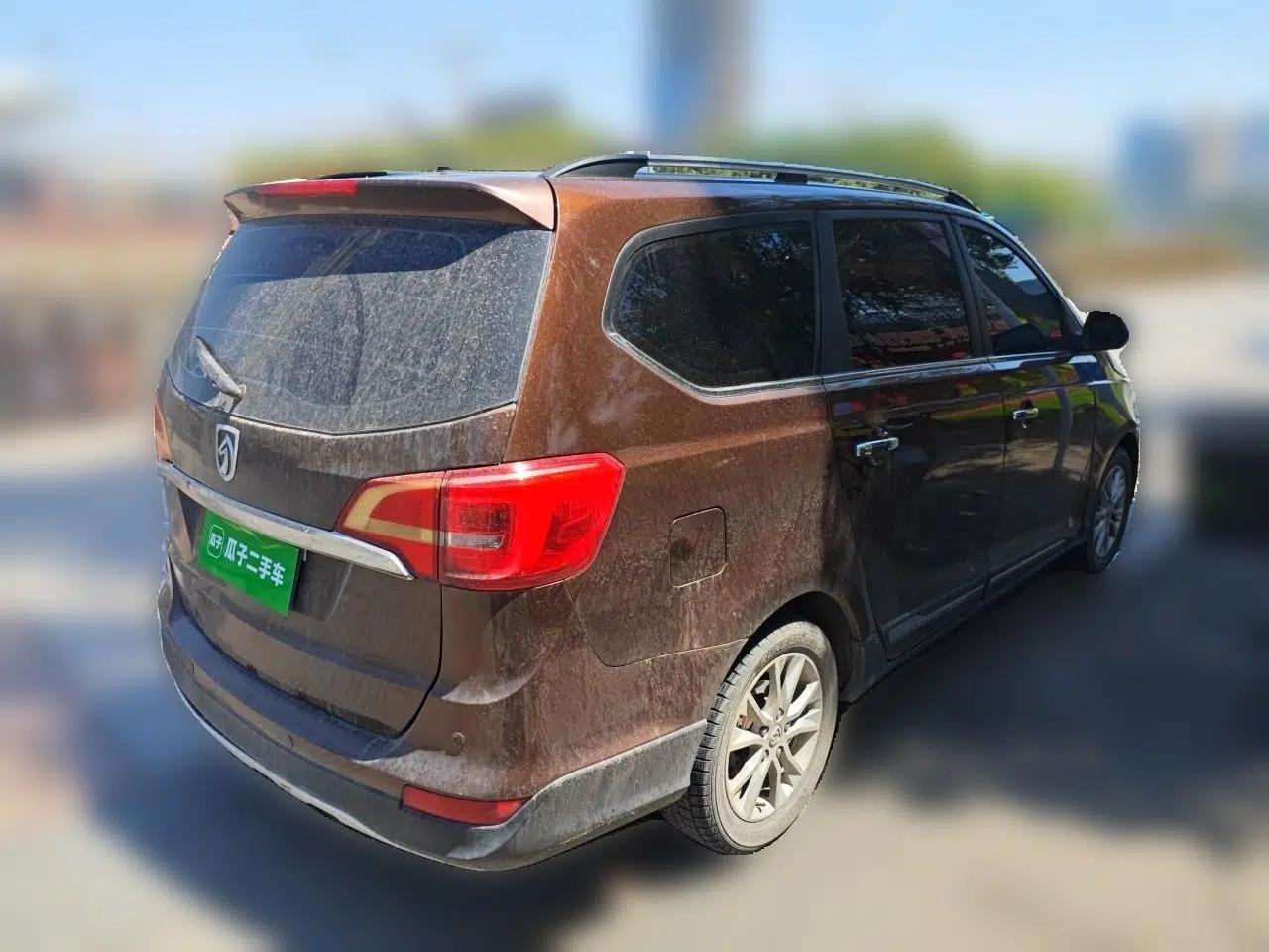 Baojun 730 2015 1.8L Manual Comfort ESP Version 7-seater — миниатюра 6