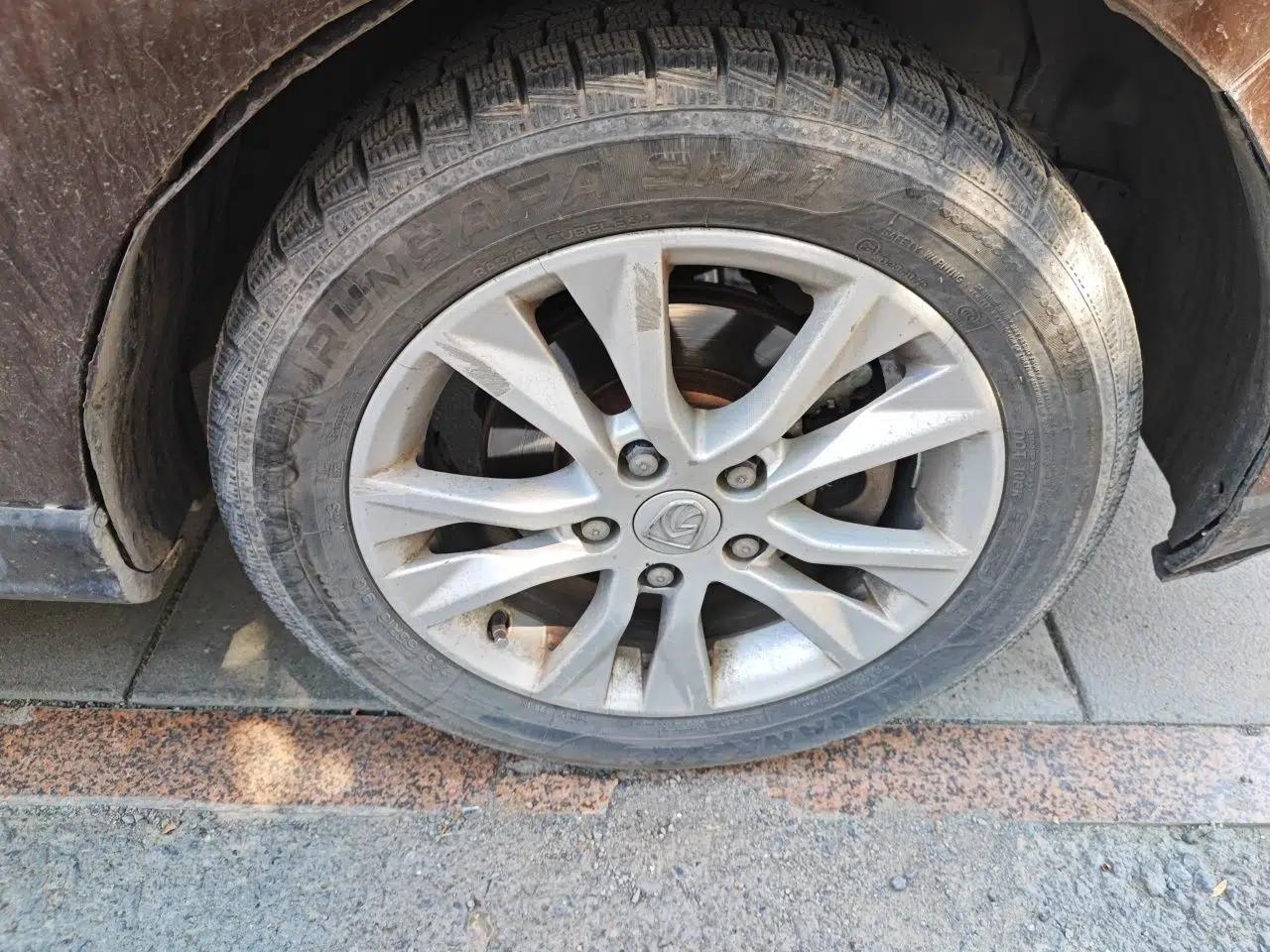 Baojun 730 2015 1.8L Manual Comfort ESP Version 7-seater — миниатюра 8