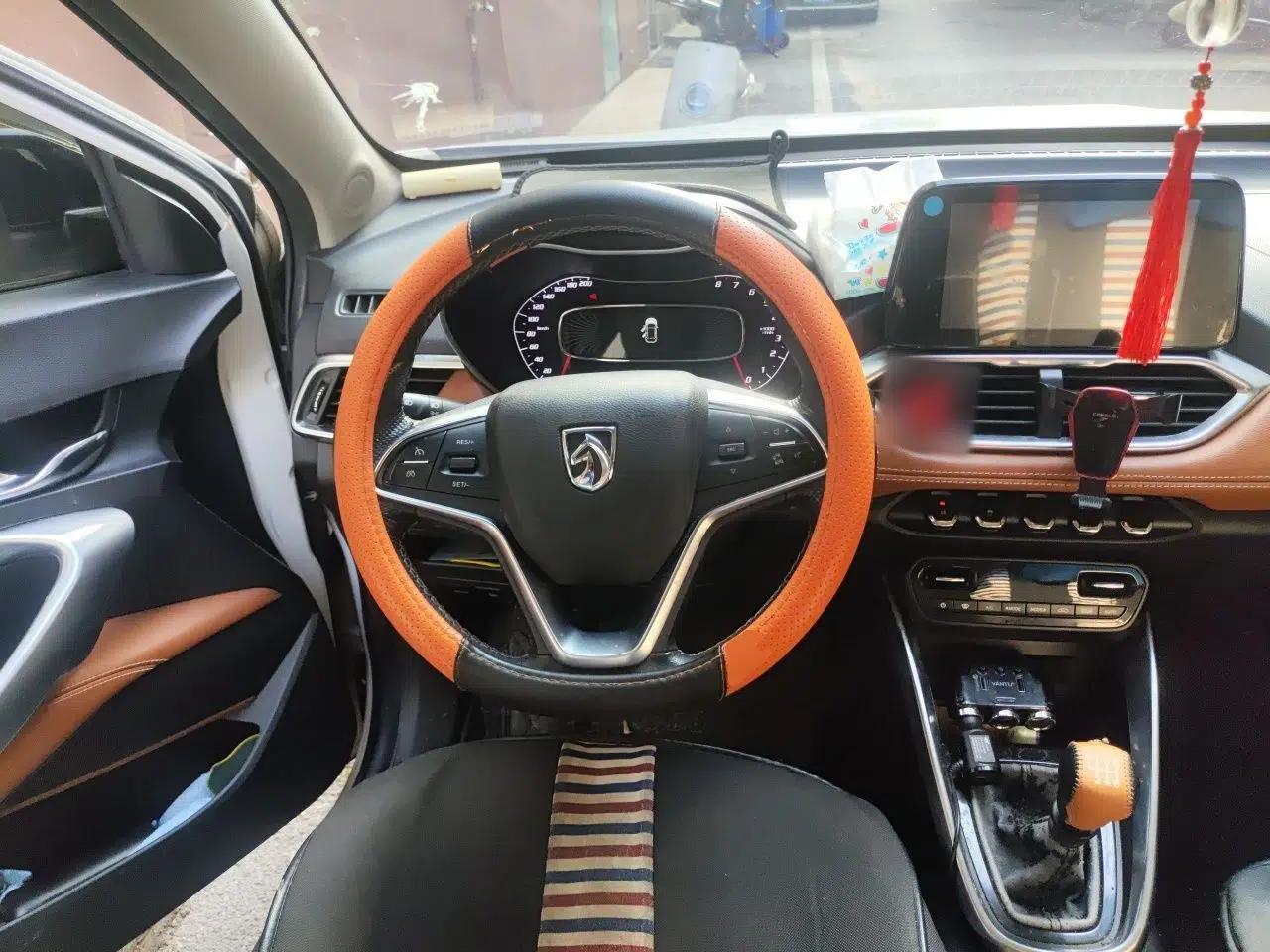 Baojun 510 2017 1.5L Manual Luxury Model — миниатюра 10