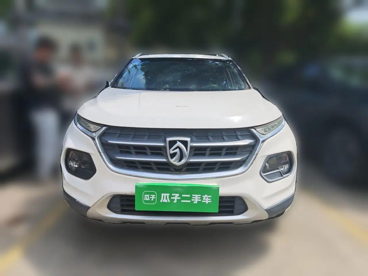 Baojun 510 2017 1.5L Manual Luxury Model — миниатюра 2