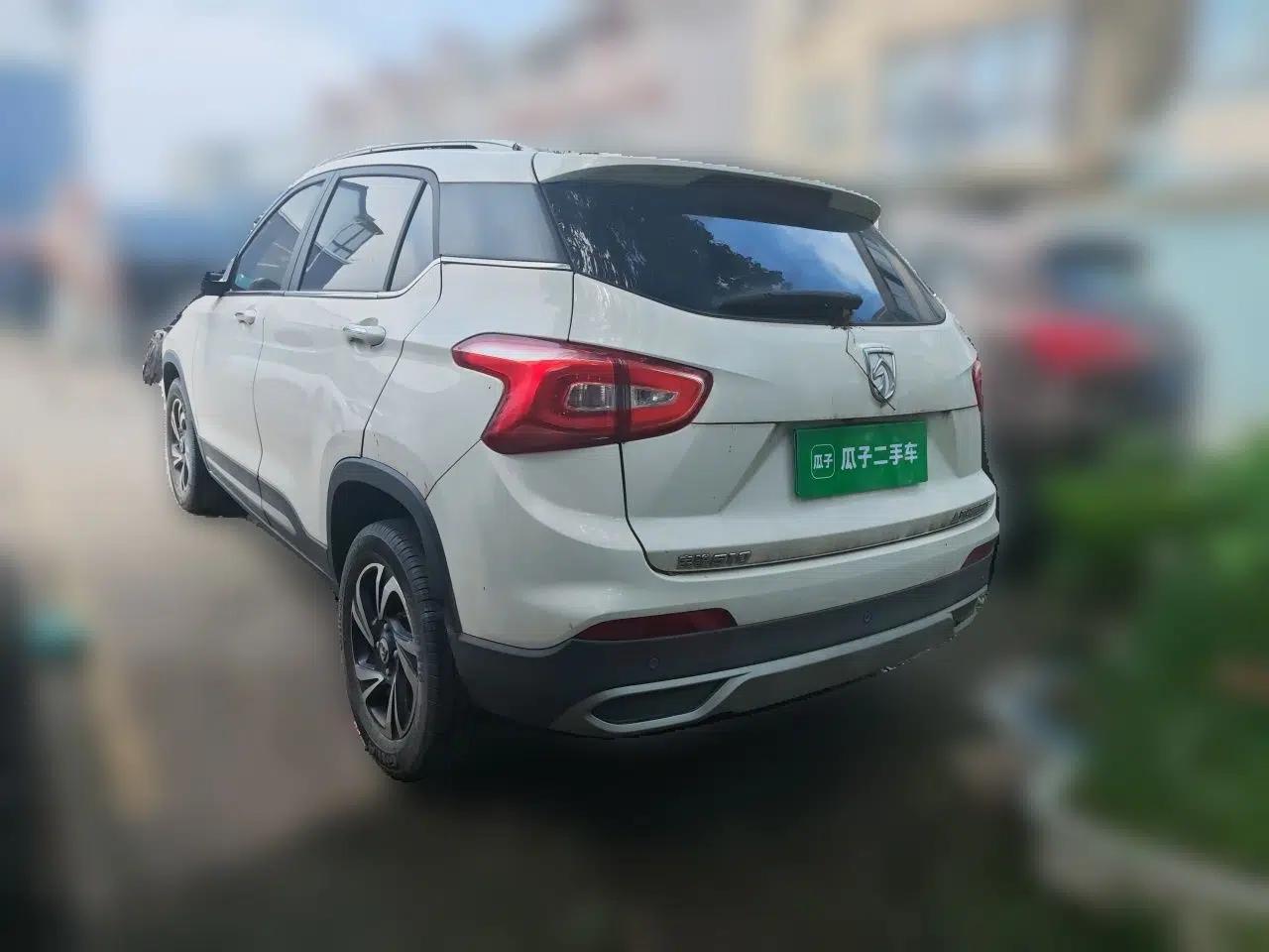Baojun 510 2017 1.5L Manual Luxury Model — миниатюра 4