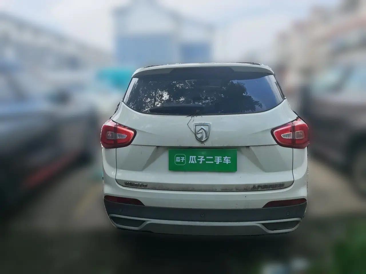 Baojun 510 2017 1.5L Manual Luxury Model — миниатюра 5