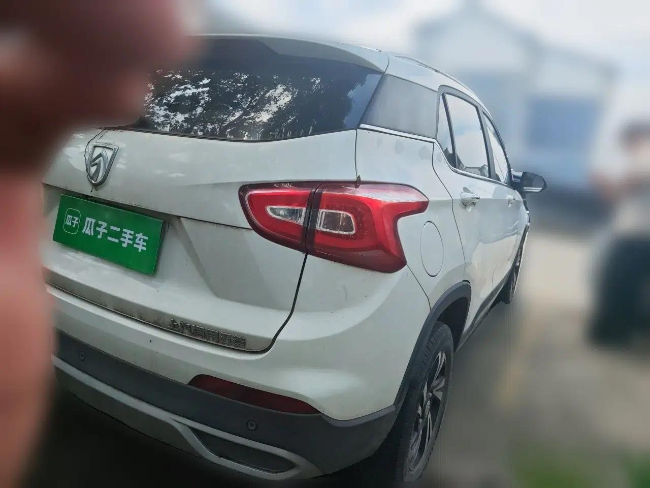 Baojun 510 2017 1.5L Manual Luxury Model — миниатюра 6