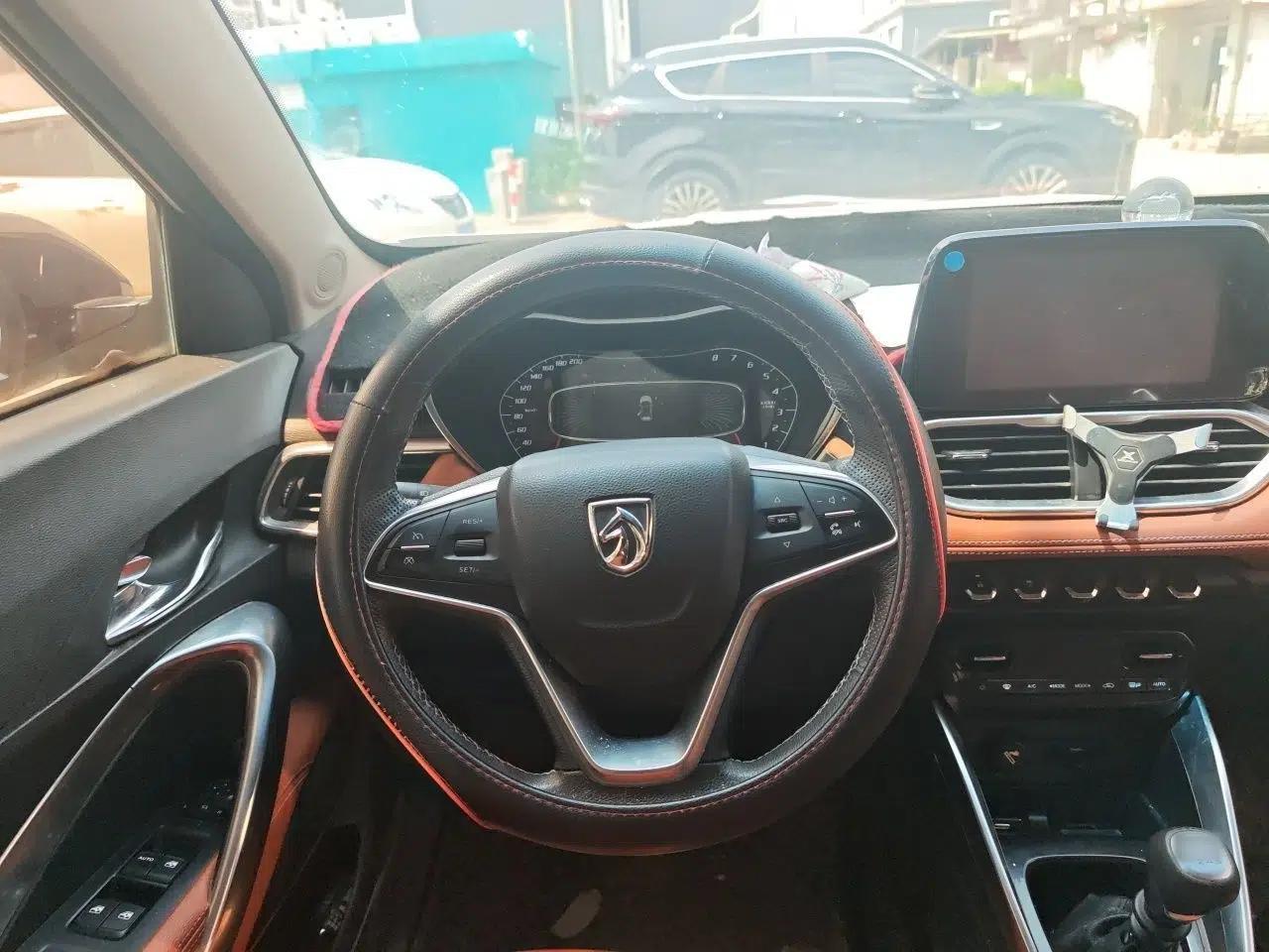 Baojun 510 2017 1.5L Manual Luxury Model — миниатюра 10
