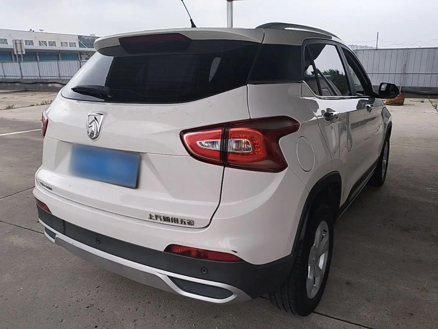 Baojun 510 2017 1.5L Manual Fashion Model — миниатюра 6