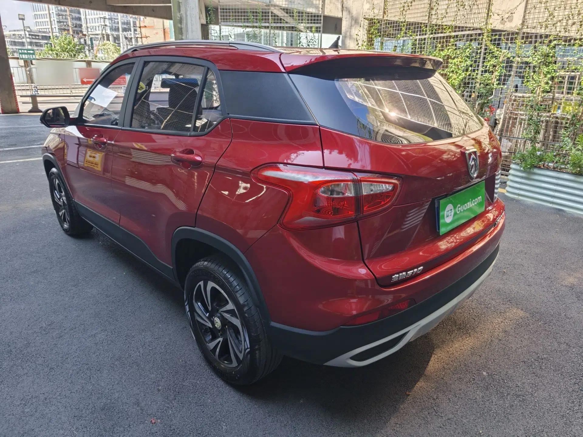 Baojun 510 2017 1.5L manual Comfort trim — миниатюра 19