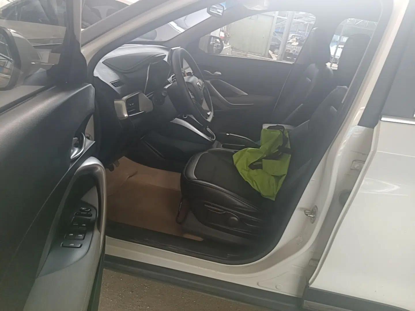 Baojun 510 2017 1.5L Manual Fashion Model — миниатюра 22