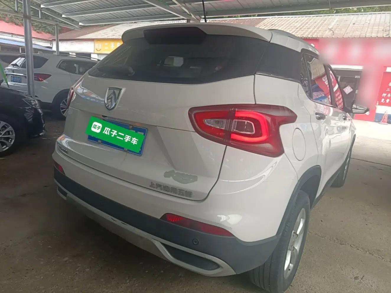 Baojun 510 2017 1.5L Manual Fashion Model — миниатюра 6