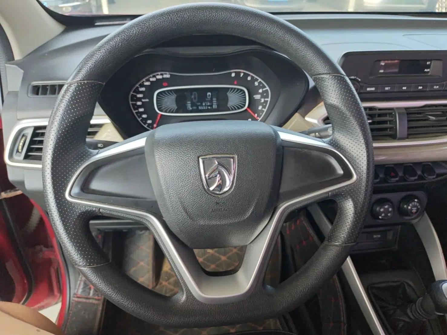 Baojun 510 2017 1.5L manual Comfort trim — миниатюра 13