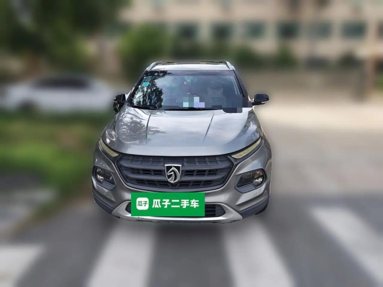 Baojun 510 2017 1.5L Manual Luxury Model — миниатюра 2