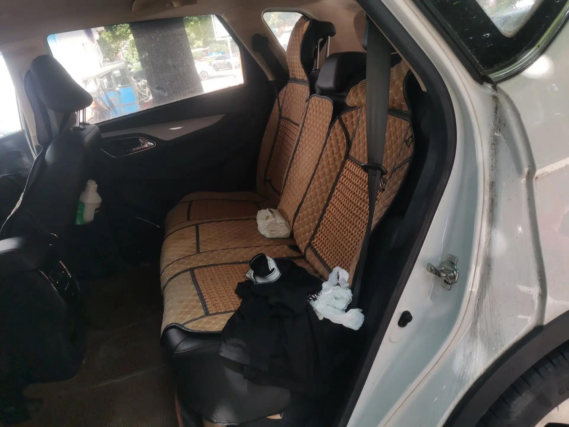 Baojun 560 2016 1.8L Manual Luxury Edition — миниатюра 17