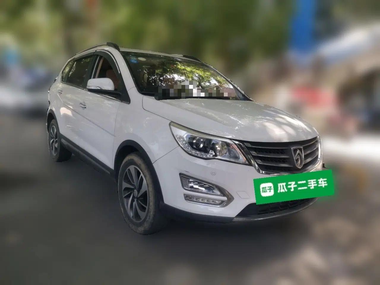 Baojun 560 2016 1.8L Manual Luxury Edition — миниатюра 3