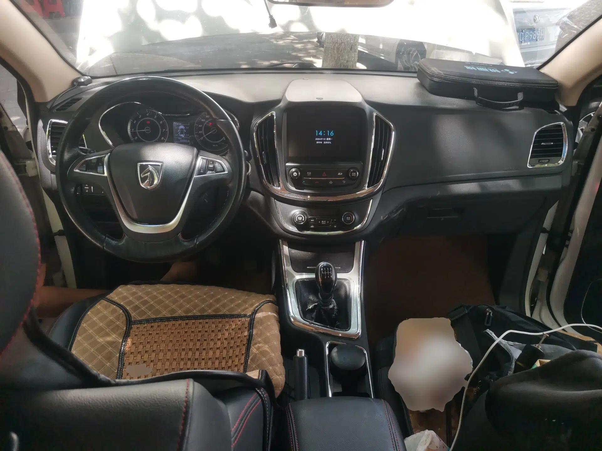 Baojun 560 2016 1.8L Manual Luxury Edition — миниатюра 9