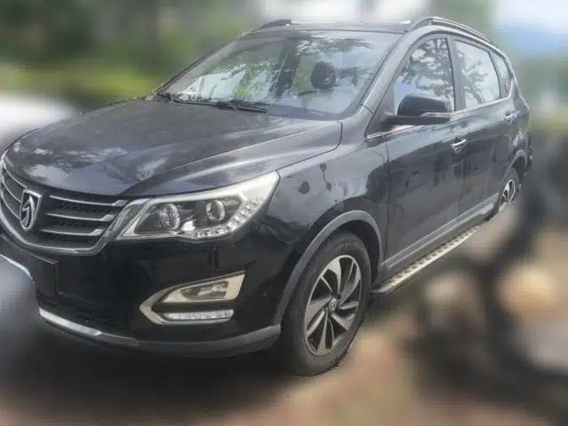 Baojun 560 2015 1.8L manual luxury version