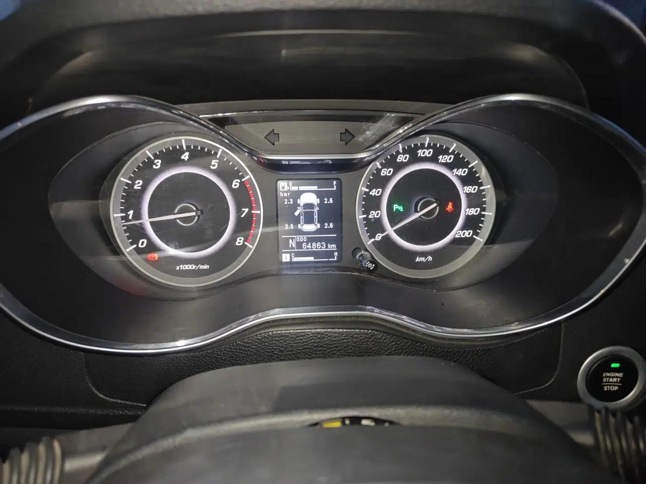 Baojun 560 2017 Rhythmic Edition 1.8L iAMT Prestige Model — миниатюра 11