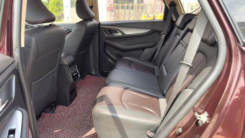 Baojun 560 2016 1.8L Manual Luxury Edition — миниатюра 10