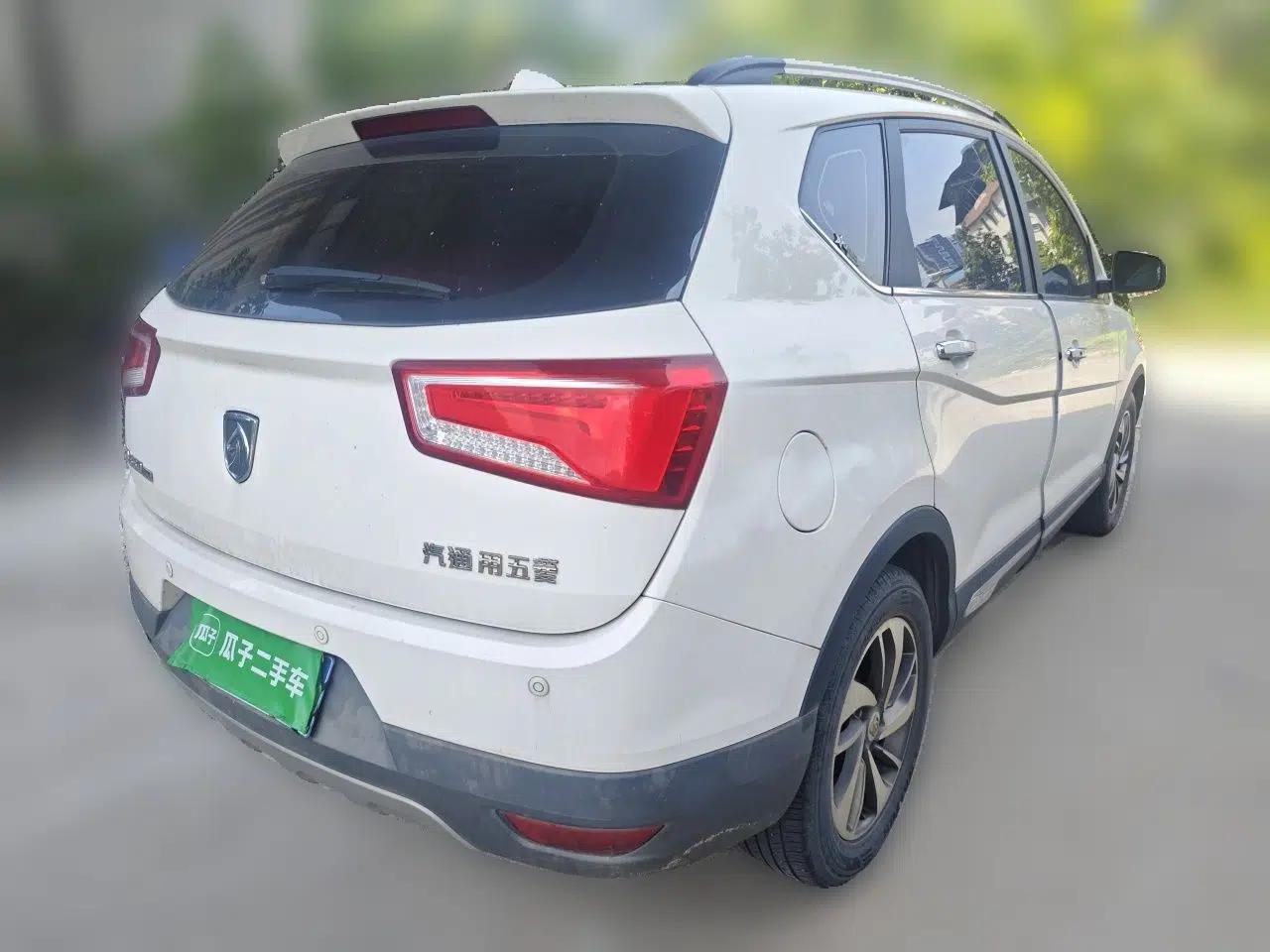 Baojun 560 2016 1.5T Manual Luxury Model — миниатюра 6