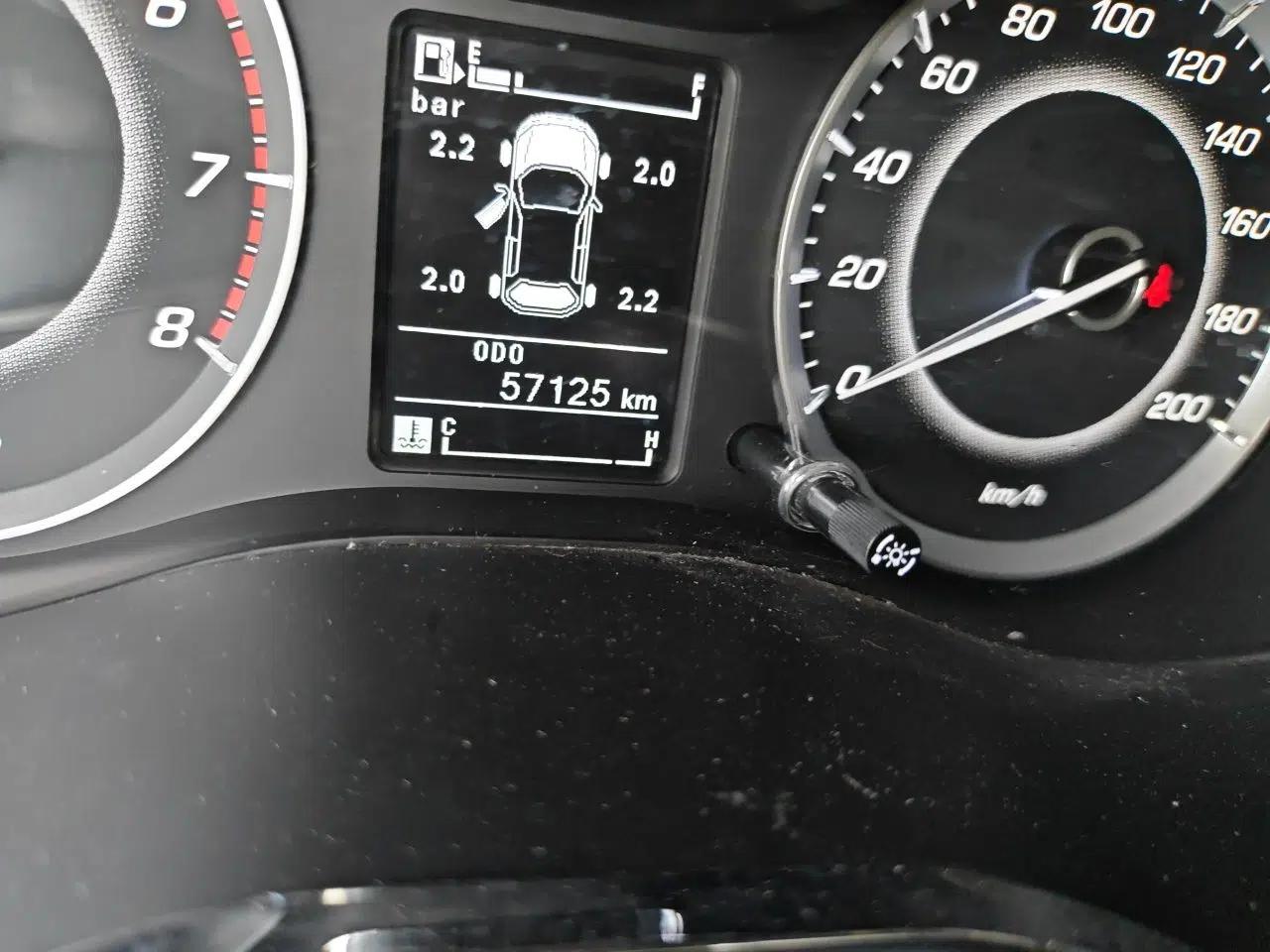 Baojun 560 2015 1.8L manual luxury version — миниатюра 12