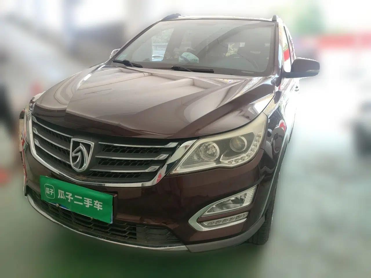 Baojun 560 2016 1.5T Manual Elite Edition — миниатюра 1
