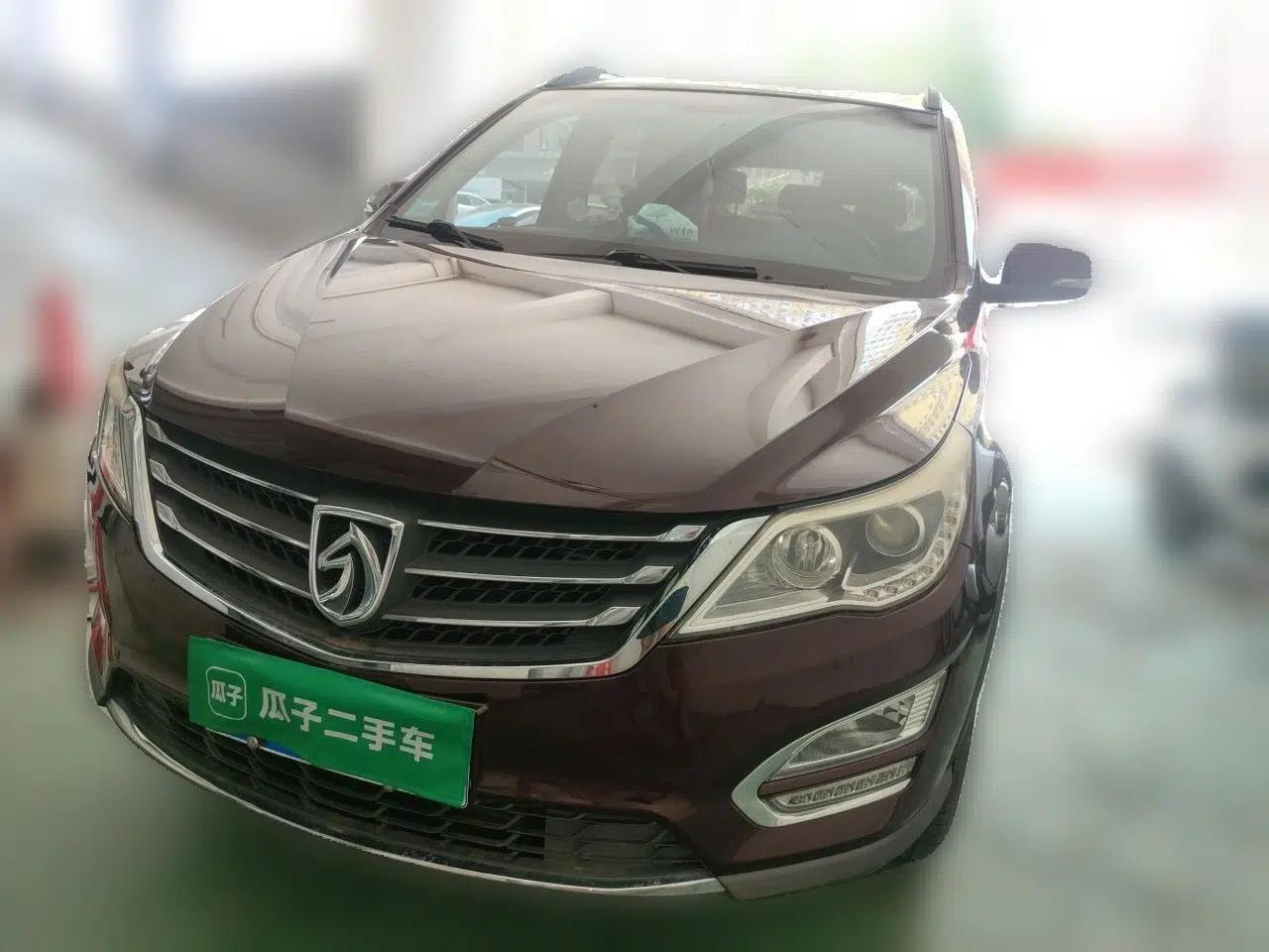 Baojun 560 2016 1.5T Manual Elite Edition — миниатюра 2
