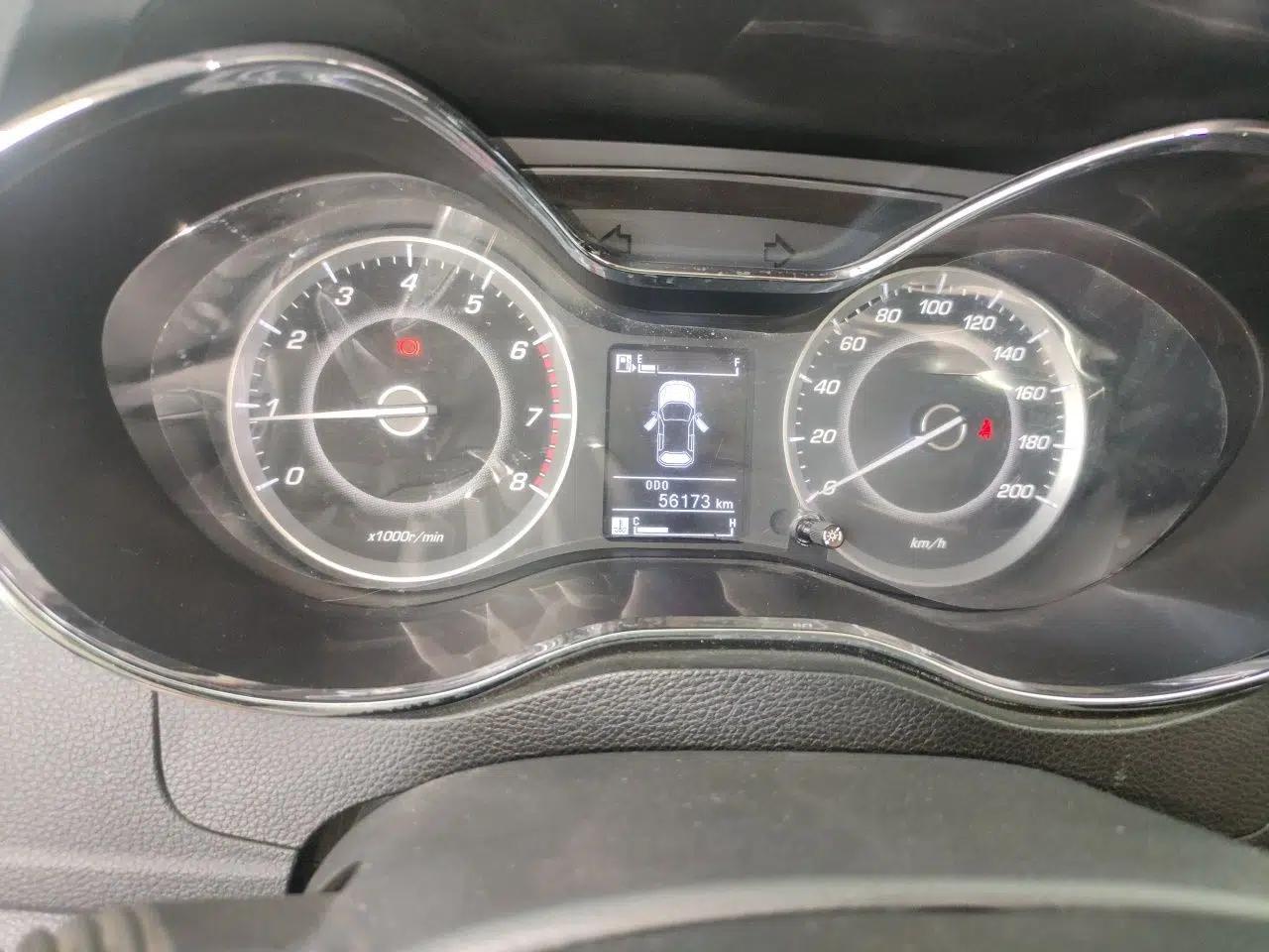 Baojun 560 2016 1.5T Manual Elite Edition — миниатюра 11