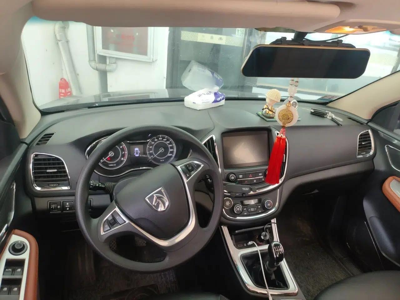 Baojun 560 2016 1.5T Manual Elite Edition — миниатюра 9