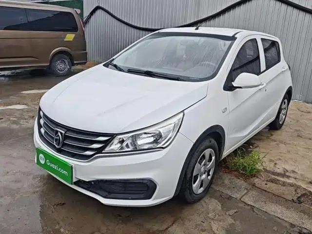 Baojun 310 2016 1.2L manual Comfort trim level