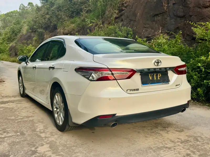 2019 Camry 2.0G Luxury Edition (China VI Emission Standard) — миниатюра 4
