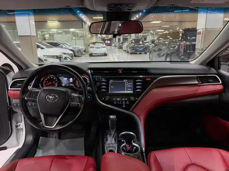 Camry 2018 2.5S Sport Edition — миниатюра 7
