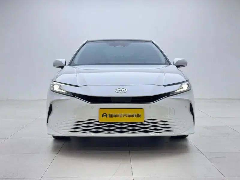 2024 Camry Hybrid 2.0HG Premium Edition — миниатюра 2