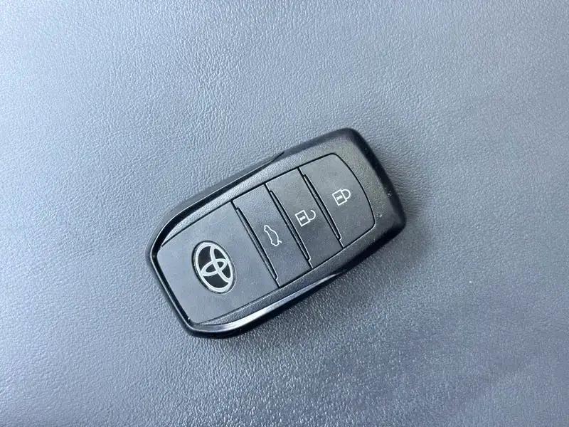2024 Camry Hybrid 2.0HG Premium Edition — миниатюра 11