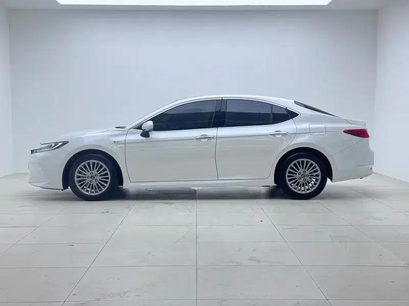 2024 Camry Hybrid 2.0HG Premium Edition — миниатюра 4