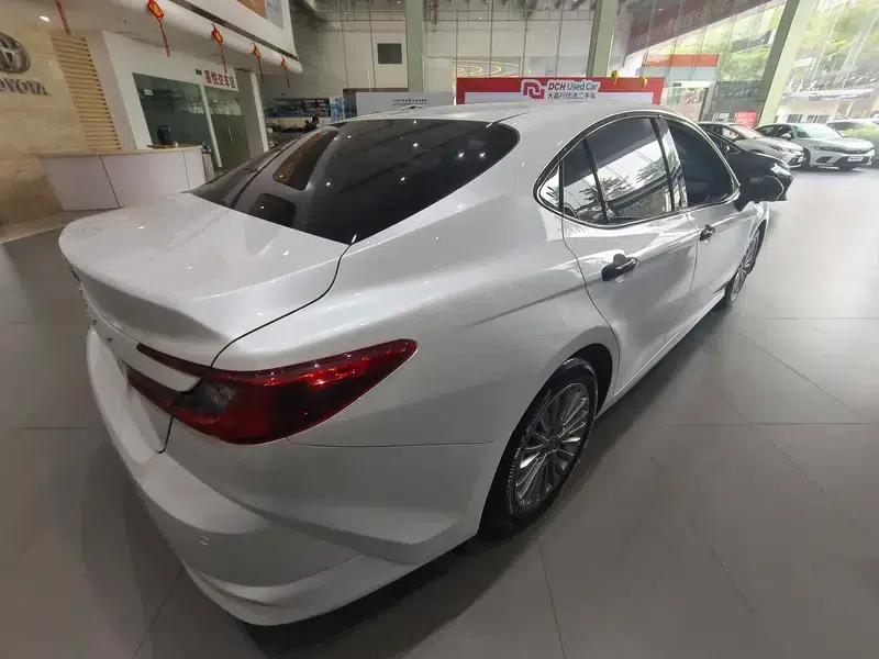 2024 Camry 2.0GVP Luxury Edition — миниатюра 3