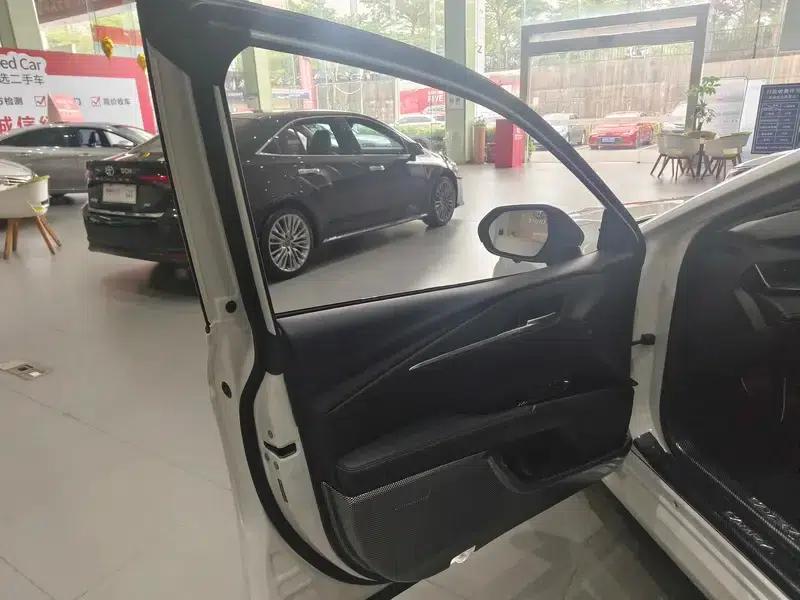 2024 Camry 2.0GVP Luxury Edition — миниатюра 24